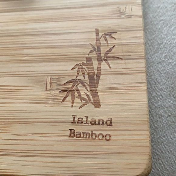 7x7in Bamboo Board - Picture 3 of 3